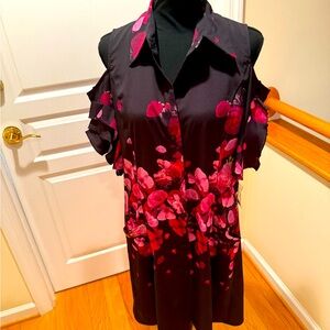🔥Samuel Dong BlackCold Shoulder Dress with Pink FloralAccents and Flower details